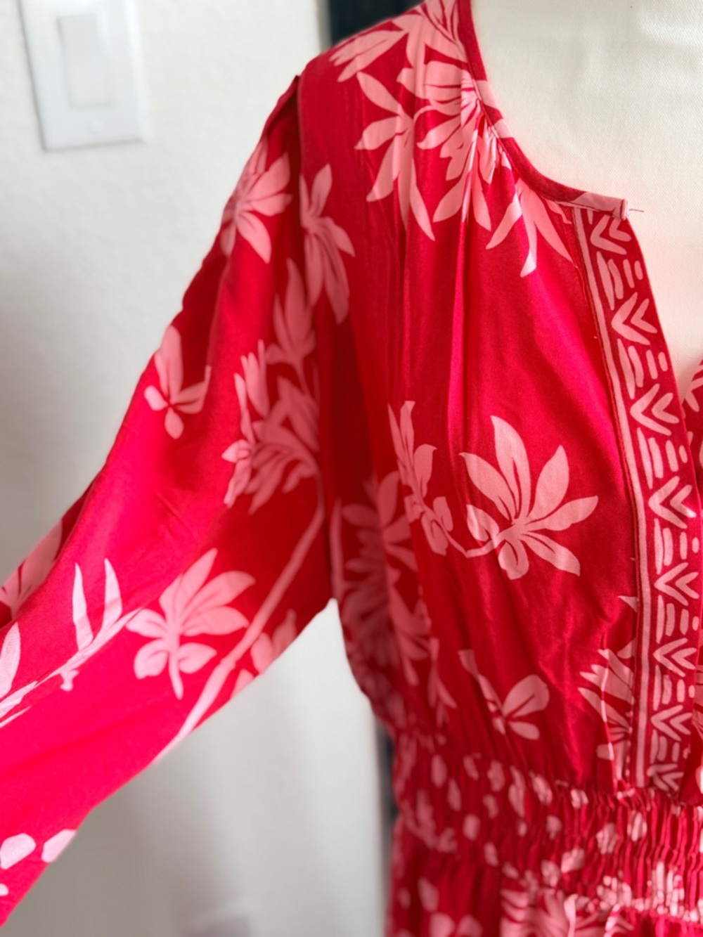easel Pink Floral Maxi Dress with White Print Plus Size 2X - Picture 4 of 9